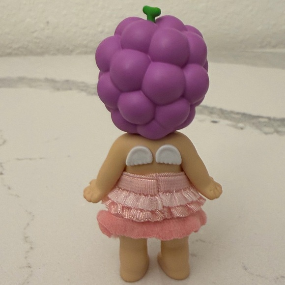 Sonny Angel Grape - Picture 3 of 3